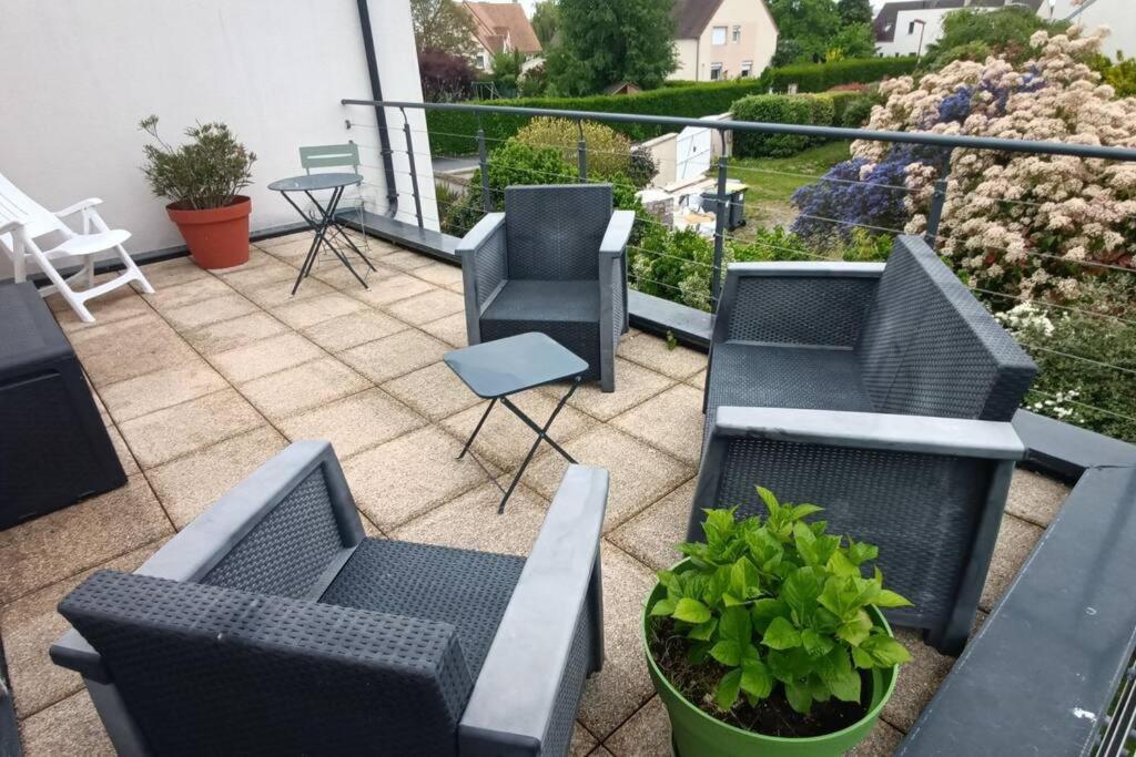 Grande Maison Entiere De 120M2 Epron Zewnętrze zdjęcie