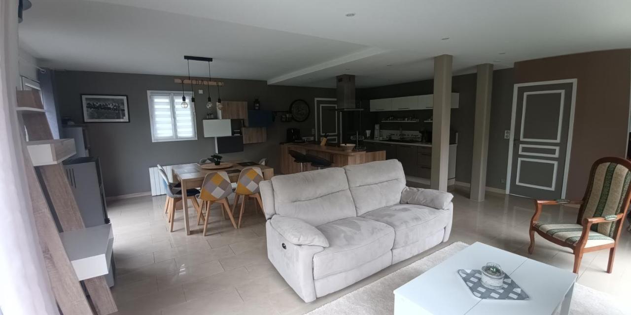 Grande Maison Entiere De 120M2 Epron Zewnętrze zdjęcie