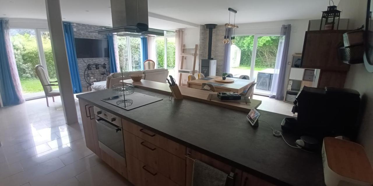 Grande Maison Entiere De 120M2 Epron Zewnętrze zdjęcie